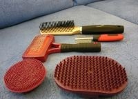 Pieptene pentru pisici (pisici) Pieptene pentru pisici