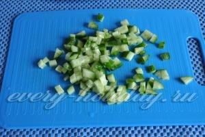 Salata cu pește roșu și castravete - o rețetă cu fotografie (castravete) Salata cu pește roșu și castravete - o rețetă cu o fotografie