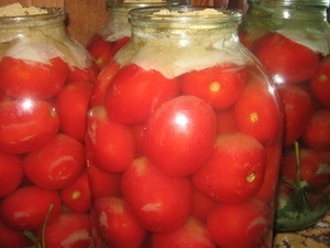Pickles, viguros, cutii cu tambur de reteta de tomate cu fotografii (viguros) Murături, viguros, cutii cu tambur de reteta de tomate cu fotografii
