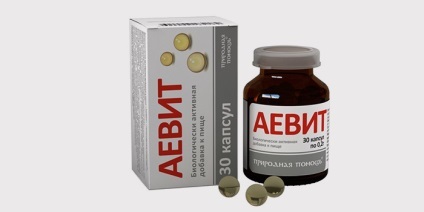 Preparate pentru creșterea genelor și a sprâncenelor, iar cel mai bun farmacie acasă (cum au fost selectate) Preparate pentru creșterea genelor și a sprâncenelor, și cel mai bun farmacie acasă