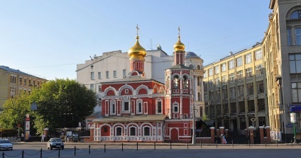 În mijlocul pustietății, Biserica Tuturor Sfinților, Moscova (toate) În mijlocul pustietății, Biserica Tuturor Sfinților, Moscova