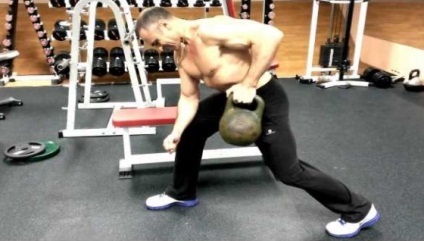 Exerciții cu greutăți la fotografie acasă (fotografii) Exerciții cu greutăți la fotografie acasă