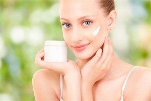 Îngrijire după peeling se confruntă cu secretele de reparare eficientă a pielii (pentru) Îngrijire după peeling secrete ale pielii faciale de recuperare eficiente