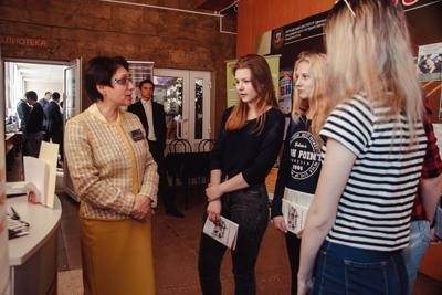 departamente VlSU, specialități, o descriere a universității (descriere) departamente VlSU, specialități, descriere Universitatea