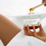 Ceara sau shugaring este mai bună (direcția creșterii naturale) Ceara sau shugaring că o mai bună