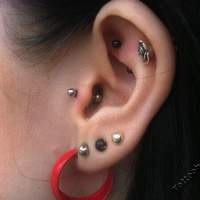 Helix piercing ureche (piercing) Helix Ureche Piercing