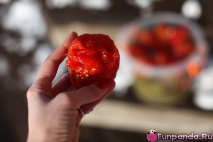 Yadrena roșii cu tambur fără tobe - panda casa (tomate sărate) Yadrena roșii tambur fără tobe - casa panda