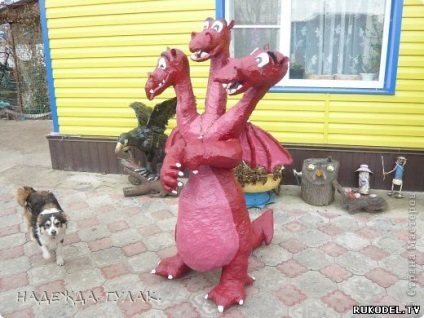 figura Dragon Garden cu mâinile (Dragon) figura Dragon Garden cu mâinile sale
