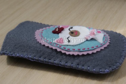 Case din pâslă de pe telefonul mobil (coperta din pâslă pe un telefon mobil) Case din pâslă de pe un telefon mobil
