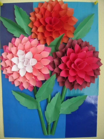 Flori de hartie „dahlia“ (grădinițe) Flori de hartie „dahlia“