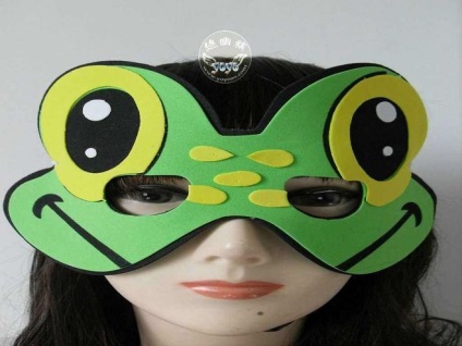Как да си направим една жаба маска за маскарад с ръцете си