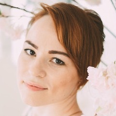 Mama face licitare ei trăiesc (personalitate) Mama face licitare ei trăiesc