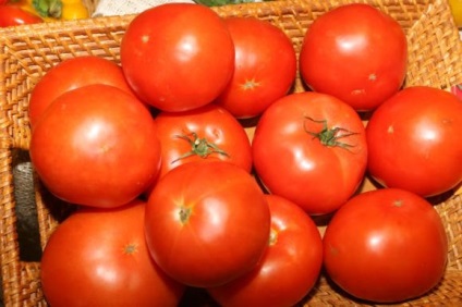 Tomate de mere România grădină să crească!