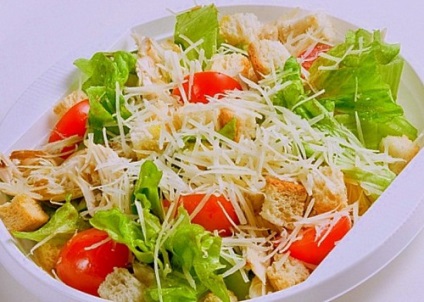 Reteta cu fotografie, salata Caesar cu pui la domiciliu (salata) Reteta cu fotografie, salata Caesar cu pui la domiciliu