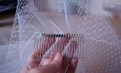 Veil mâinile lor (lor) Veil propriile lor mâini