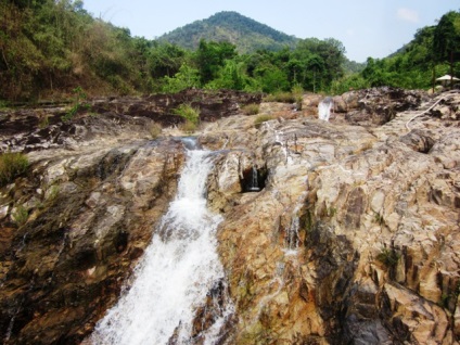 Rezerva, cascadă și izvoare termale Yang Bay în Nha Trang (Vietnam) fotografii, harta si video (Vietnam) Rezerva, cascadă și Hot Springs Yang Bay din Nha Trang (Vietnam) fotografii, harta si video