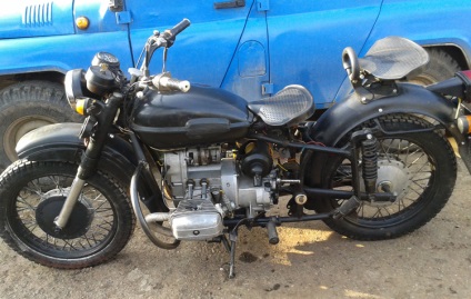 Care este diferența de motociclete Ural și Dnepr caracteristicile și diferențele, ceea ce este diferența (în Urali) Care este diferența de motociclete Ural și Dnepr caracteristicile și diferențele, ceea ce este diferența