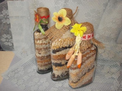sticla decorative cu boabe cu mâinile lor (lor) sticla decorative cu boabe cu propriile lor mâini
