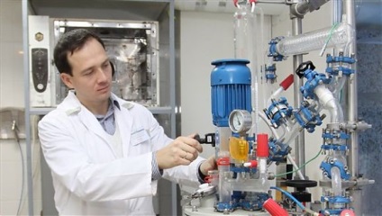 ulei de motor sintetic Hc că aceasta (ulei) ulei de motor Hc sintetic care este