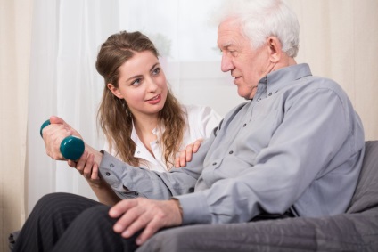 Cum de a ajuta o persoană recupera de la un accident vascular cerebral (accident vascular cerebral) Cum de a ajuta o persoană recupera de la un accident vascular cerebral