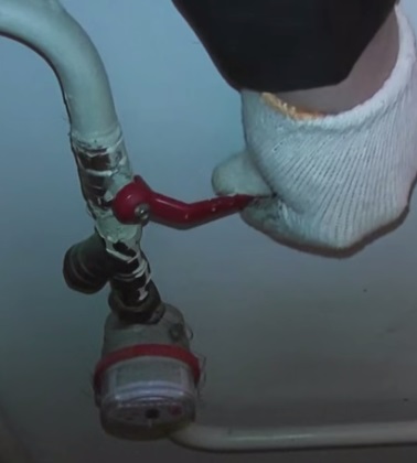 Cum să demontați robinetul în baie cu mâinile lor (baie) Cum să demontați robinetul în baie cu mâinile lor