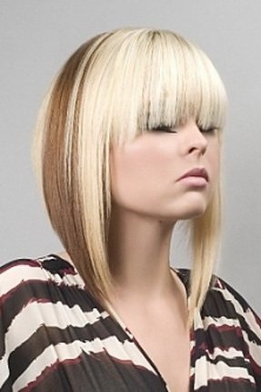 Colorat pe fotografie păr blond pentru comparație - înainte și după - și video Urco (colorat) Colorat pe fotografie păr blond pentru comparație - înainte și după - și video Urco