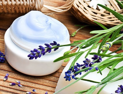 Produse cosmetice cu fitoestrogeni (joaca de fapt un fitoestrogeni) Produse cosmetice cu fitoestrogeni