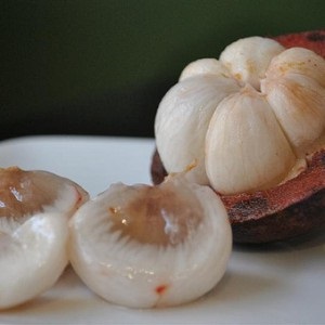 Descrierea Mangosteen de proprietăți utile, aplicații, fotografii