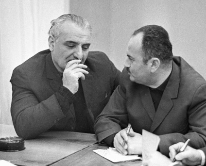 Tatăl unui soldat - fapte interesante și ce-i overs stânga (tată) Tatăl unui soldat - fapte interesante și ce-overs stânga