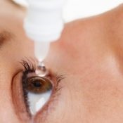 Защо потръпваше очни тикове очни причини и лечение