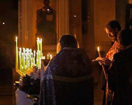 Funeral 9, 40 de zile și 1 an (Comemorarea tradiția ortodoxă) Comemorarea 9, 40 de zile si 1 an