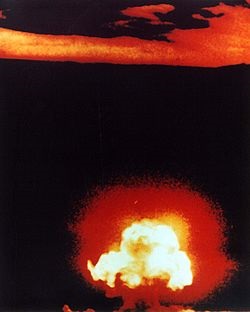 Proiectul Manhattan - a (Manhattan) Manhattan Project - un