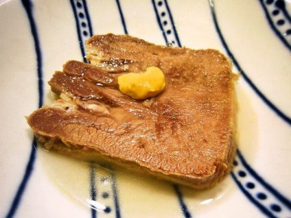 Simplu, dar foarte valoroasă bază de rețetă - Boiled limbă de vită! (Foarte) Simplu, dar foarte valoroasă bază de rețetă - Boiled limbă de vită!