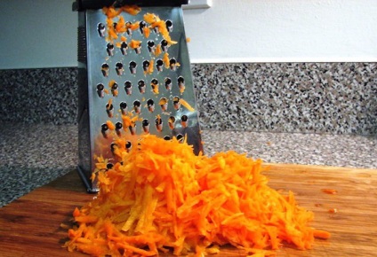 Salata franceză cu reteta dreptul de pui cu fotografie (salata de franceză reteta de pui) Salata franceză cu reteta dreptul de pui cu o fotografie