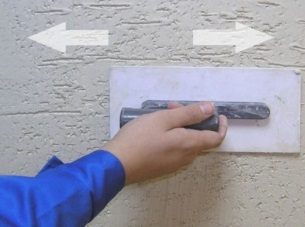 Ipsos pereți „gândaci de scoarță“ cu propriile sale mâini (pereți de finisaj tencuiala decorativa woodworm) Ipsos pereți „gândaci de scoarță“ cu propriile sale mâini