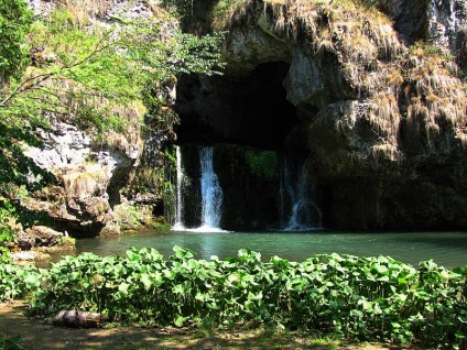 Cascada atysh, călător (atysh) Cascada atysh, călător