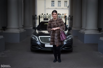 Jan Laputina „Mercedes Acolo, și există multe alte lucruri,“ (e) Jan Laputina „Mercedes acolo, și există multe alte lucruri“