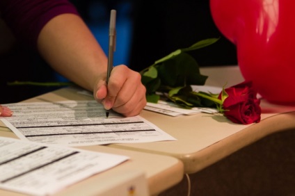 Cât de mult trebuie să depună o cerere la oficiul registrului pentru ca depune o cerere la oficiul registrului de sarcină (de birou registru) Cât de mult trebuie să depună o cerere la oficiul registrului pentru ca depune o cerere la oficiul registrului în timpul sarcinii