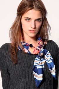 Scarf (sal) eșarfă