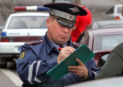 Răspundere și sancțiuni împotriva conducătorilor auto fără licență, implicat într-un accident