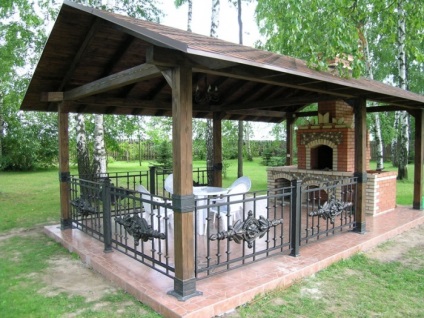 Gazebo cu fotografii semineu (proprietarii de zone suburbane) Gazebo cu cămin foto