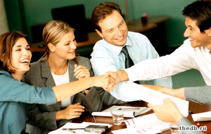 Ceea ce distinge activitatea serviciului ( „munca“, „serviciu“ este utilizat civilă) Ceea ce distinge activitatea serviciului