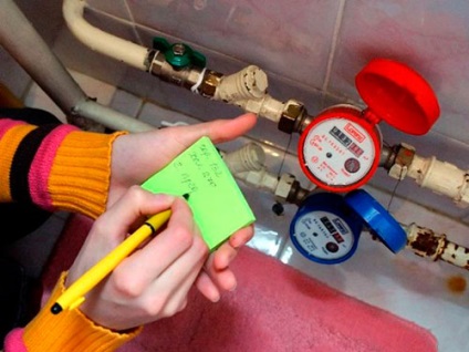 Ce se întâmplă dacă ceața de apă fierbinte peste tejghea (Counter) Ce se întâmplă dacă un contor de apă caldă aburită