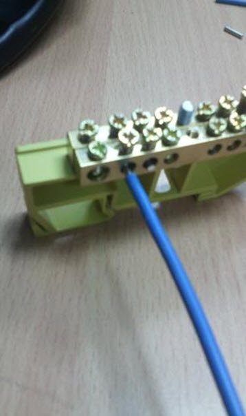 Cum se conectează mașinile pieptene, sfaturi electrician (pieptene pentru mașini) Cum se conectează mașinile pieptene, sfaturi electrician