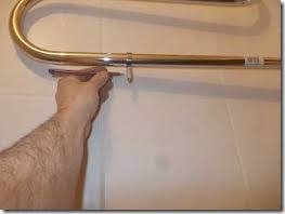 Ca prosop asigurat (fixat) Cum de a stabili calea ferată prosop