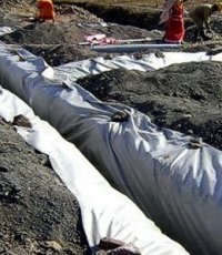 Cum să se stabilească un material geotextil sub dale de pavaj (factură) Cum să se stabilească un material geotextil sub pavele