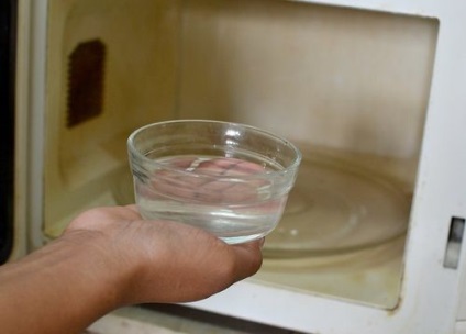 Cum sa faci o pâine vechi stătut în cuptorul cu microunde moale și proaspătă (pâine) Cum sa faci o stătut pâine stătut în cuptorul cu microunde moale și proaspătă