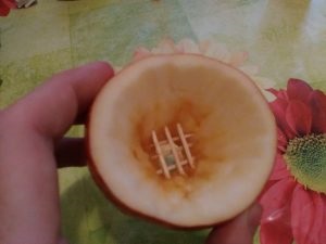 Narghilea pe măr (soiuri de toamnă de iarnă) Narghilea pe Apple