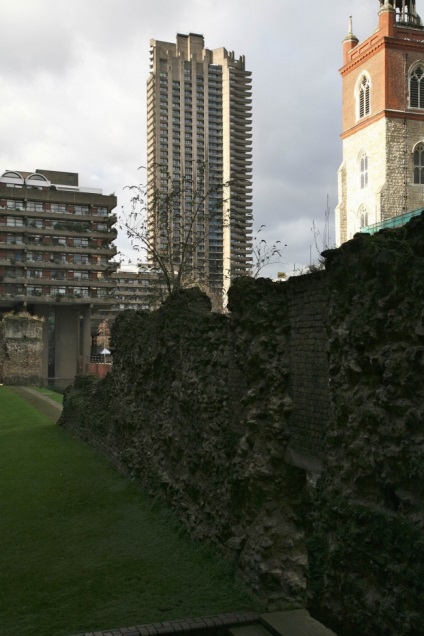 barbacana Complex (barbacana) complex Barbican