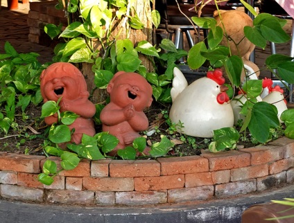 Frumos de amenajare a teritoriului cafenele Amazonului - iaz ornamental, figurine de grădină, tehnici de decorare (cafe) amenajare a teritoriului cafenele frumoase amazon - iaz ornamental, figurine de grădină, tehnici de decorare